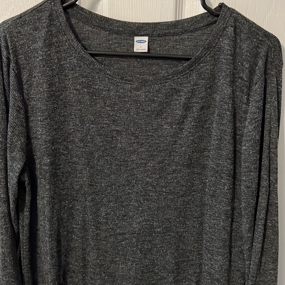Gray Longsleeve Top - Picture 4 of 6